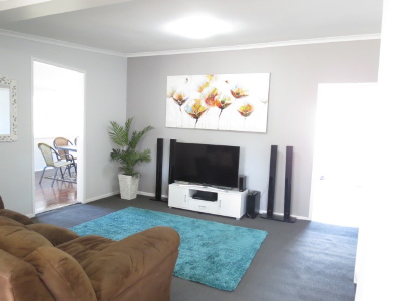 60 Livingstone Street, Bowen QLD 4805