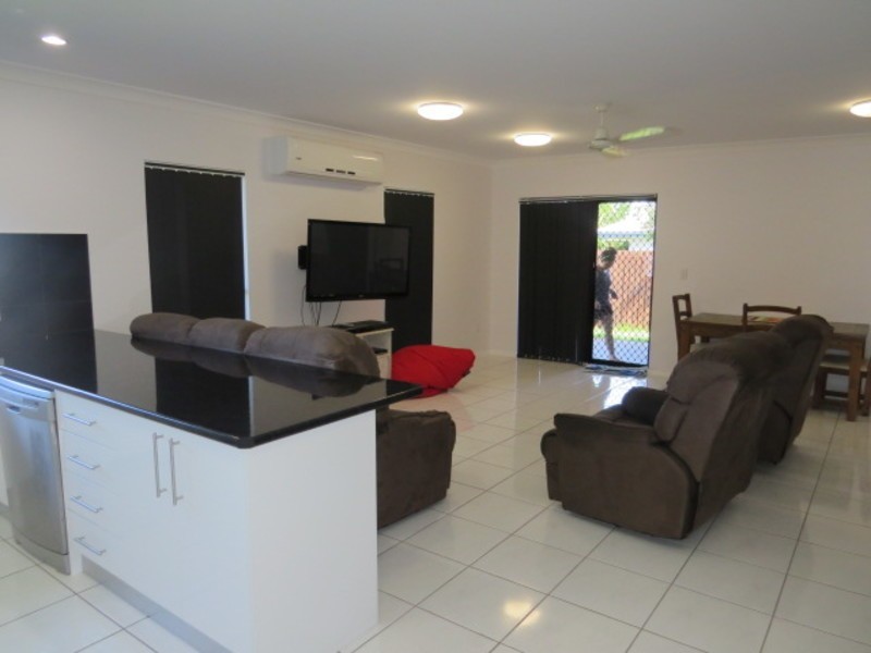 11 Schilling Court, Bowen QLD 4805