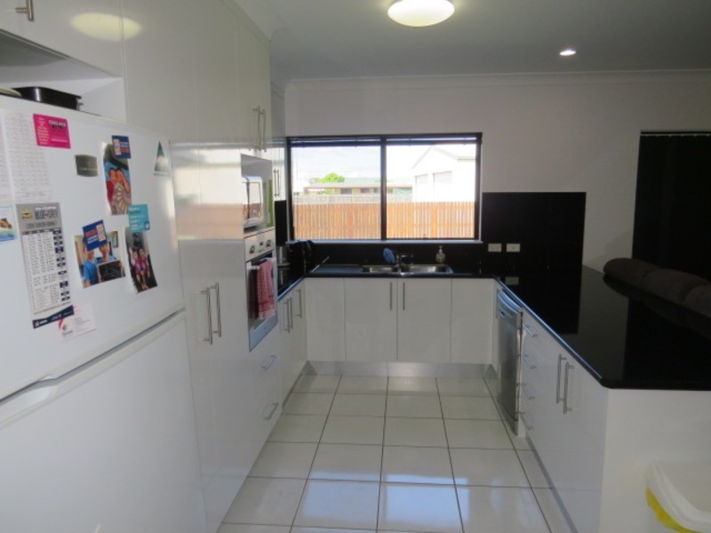 11 Schilling Court, Bowen QLD 4805
