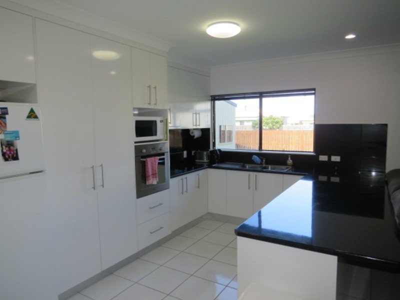 11 Schilling Court, Bowen QLD 4805