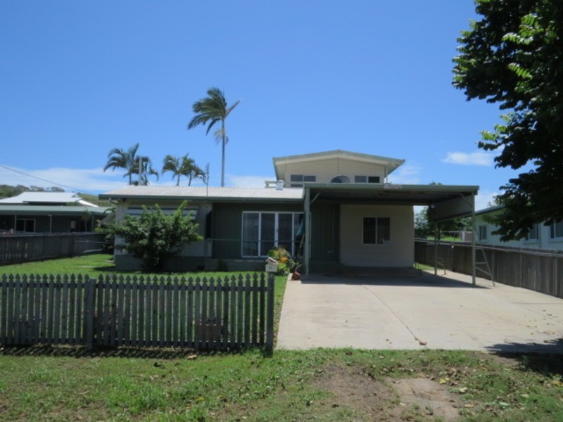 16 Wentworth Street, Bowen QLD 4805