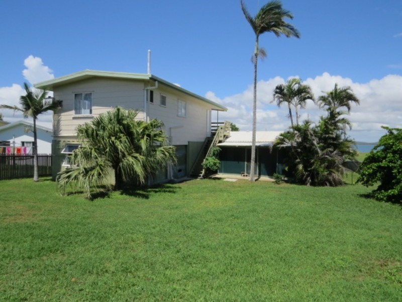 16 Wentworth Street, Bowen QLD 4805