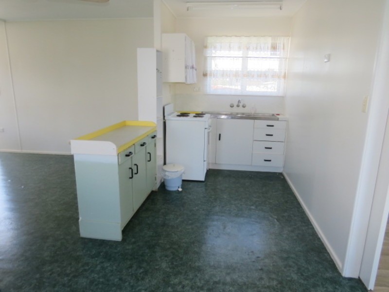 16 Wentworth Street, Bowen QLD 4805