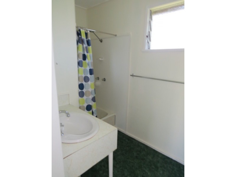 16 Wentworth Street, Bowen QLD 4805