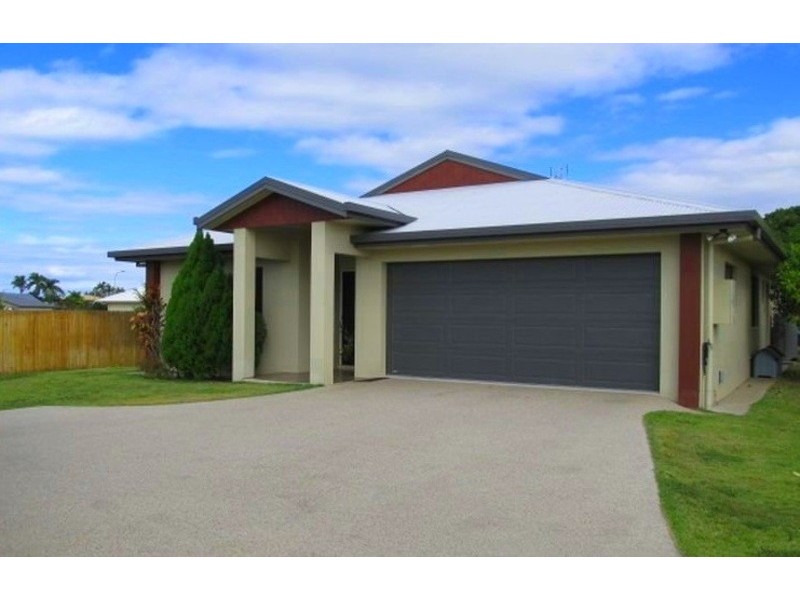 14 Lemon Grove, Bowen QLD 4805