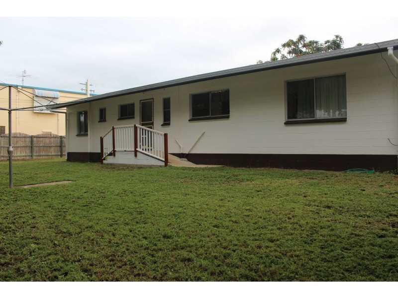 5 Grantham Street, Bowen QLD 4805