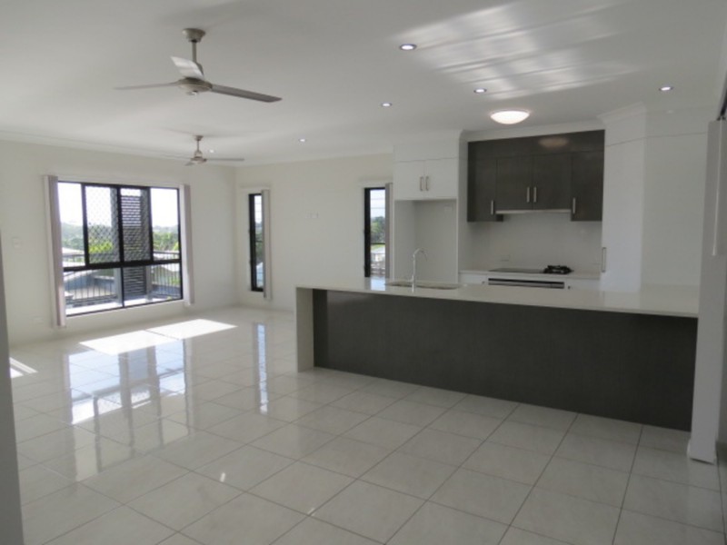 9 Allan Place, Bowen QLD 4805