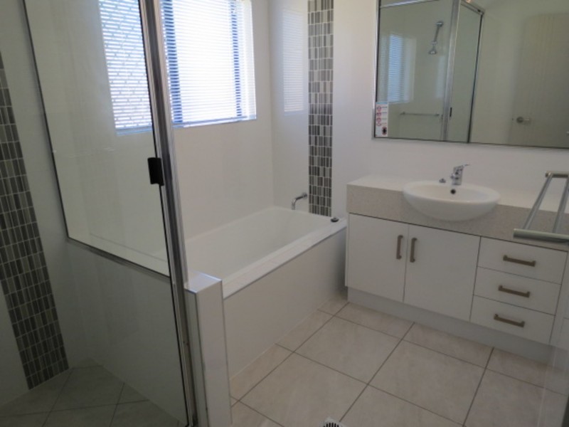 9 Allan Place, Bowen QLD 4805