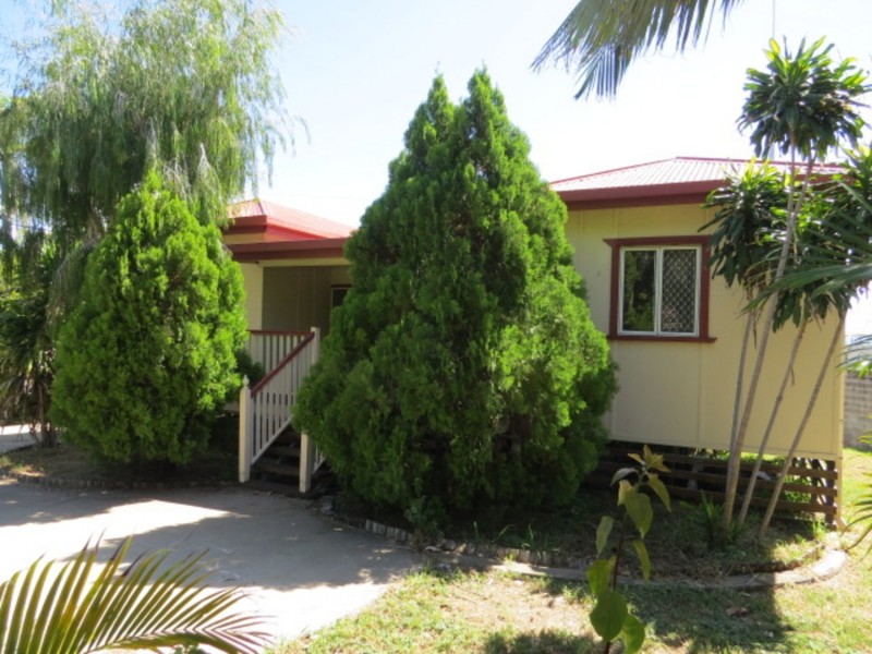 6 Bull Crescent, Bowen QLD 4805