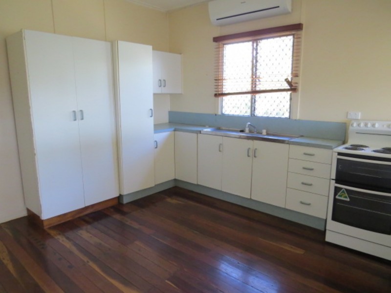 6 Bull Crescent, Bowen QLD 4805