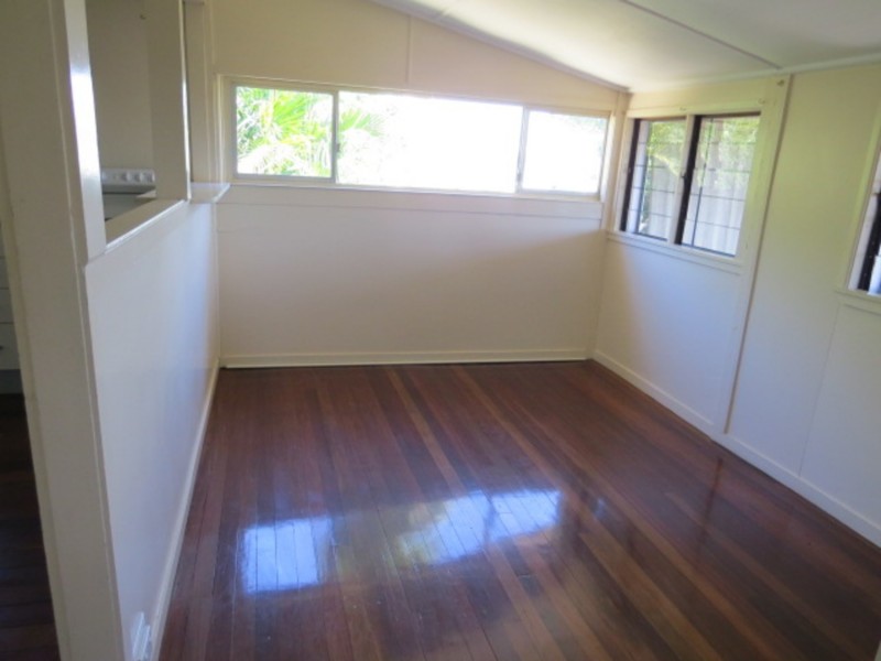 6 Bull Crescent, Bowen QLD 4805