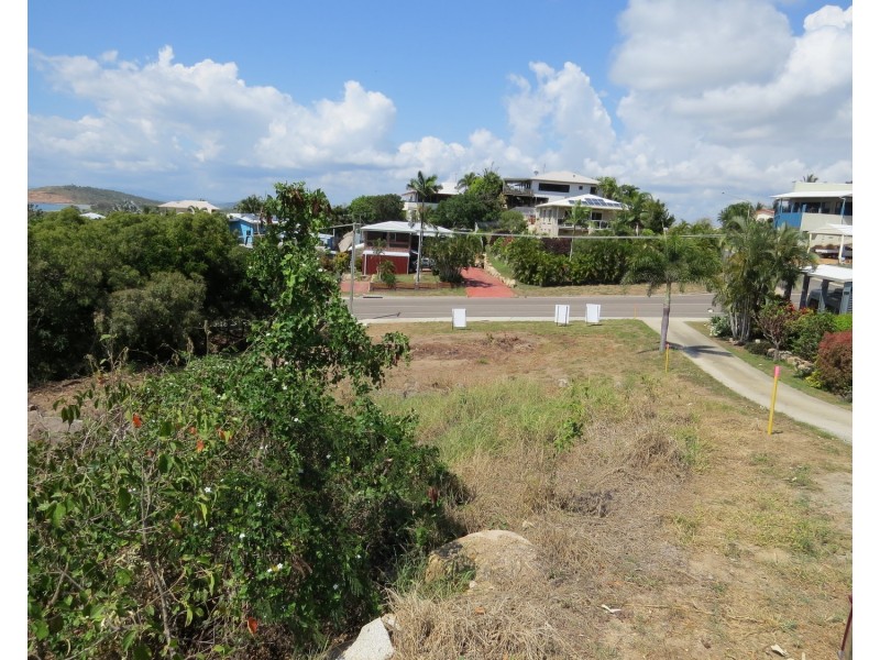 22 Rose Bay Road, Bowen QLD 4805