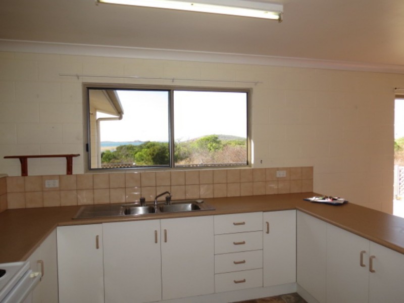 20 Avicennia Street, Bowen QLD 4805