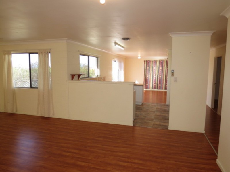 20 Avicennia Street, Bowen QLD 4805