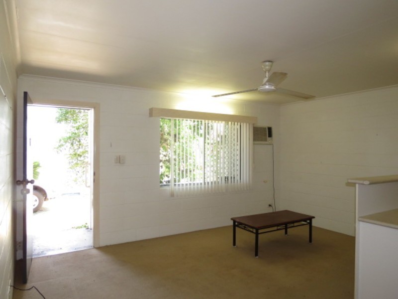 1/12 Casuarina Street, Bowen QLD 4805