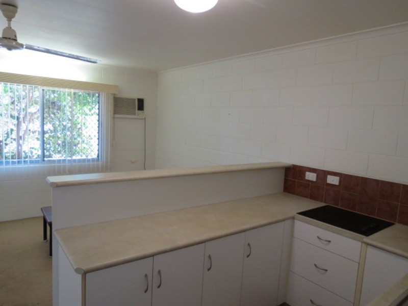 1/12 Casuarina Street, Bowen QLD 4805