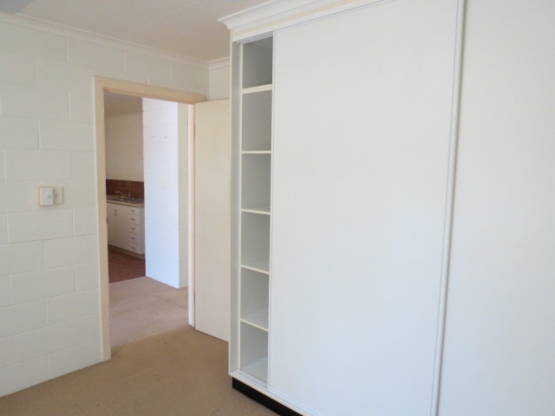 1/12 Casuarina Street, Bowen QLD 4805