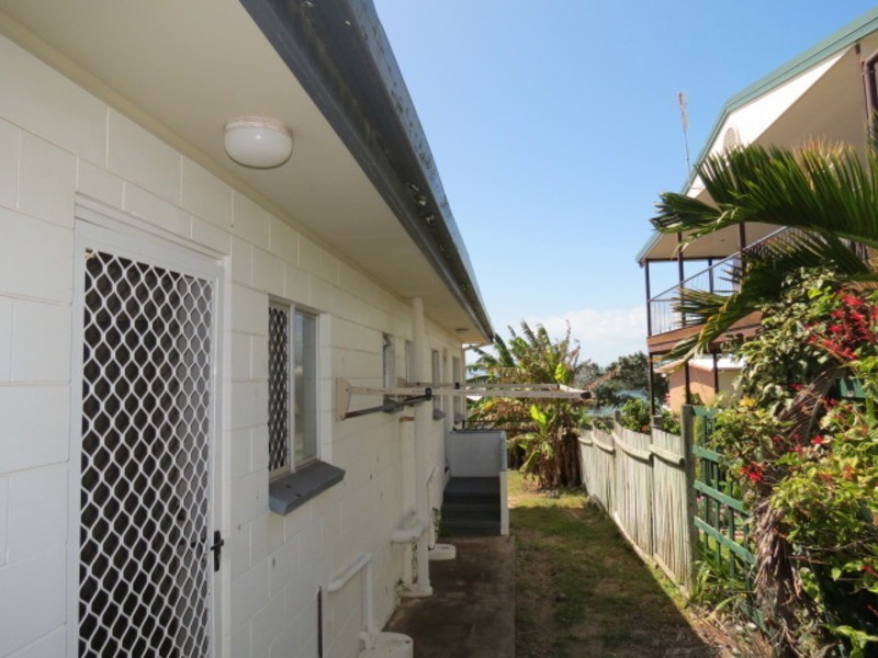 1/12 Casuarina Street, Bowen QLD 4805