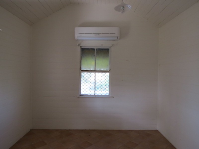 59 Reynolds Street, Bowen QLD 4805