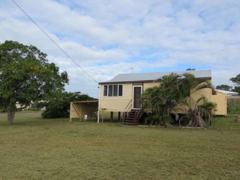 59 Reynolds Street, Bowen QLD 4805