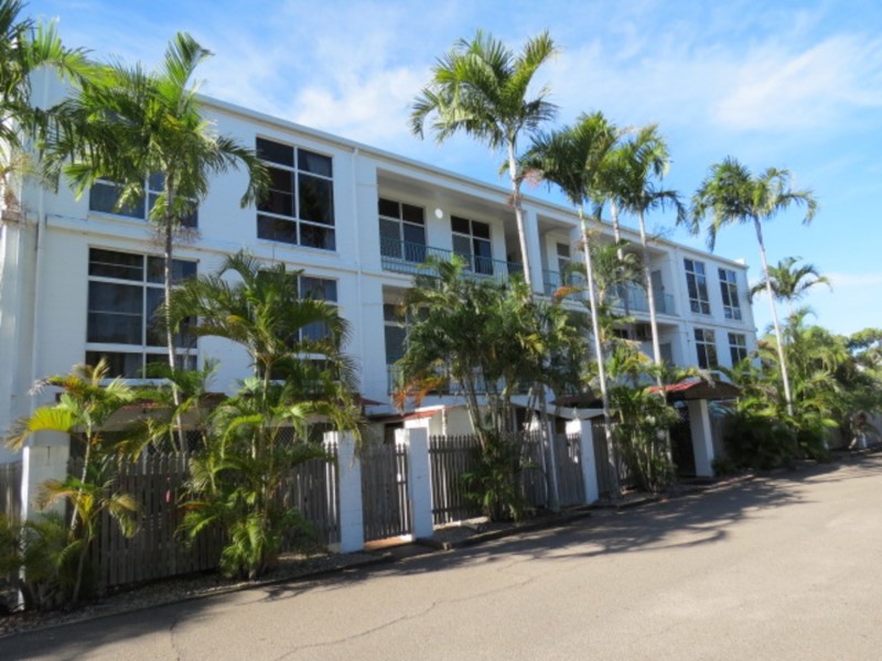 10/89 Horseshoe Bay Road, Bowen QLD 4805