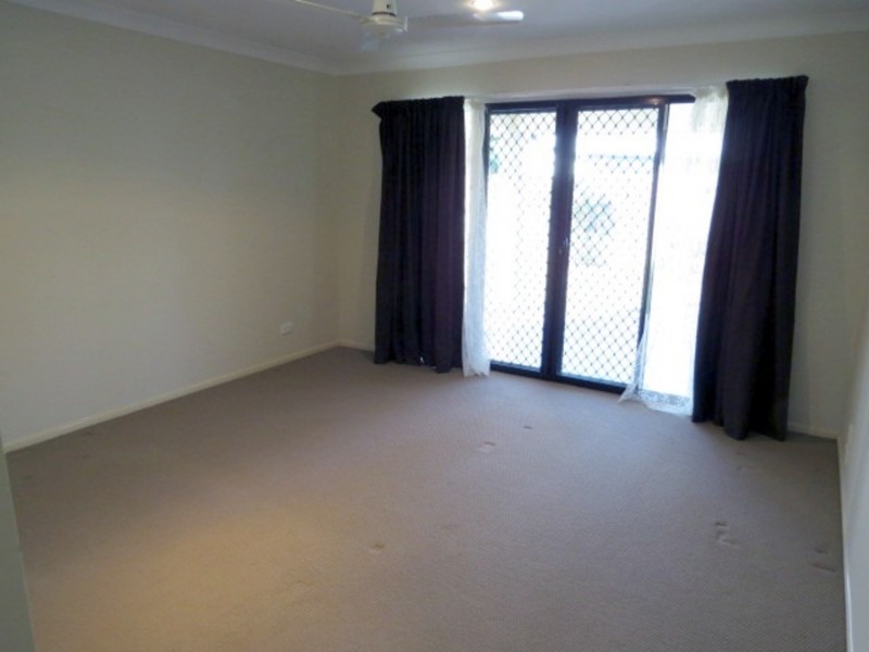 16 Lucinda Place, Bowen QLD 4805