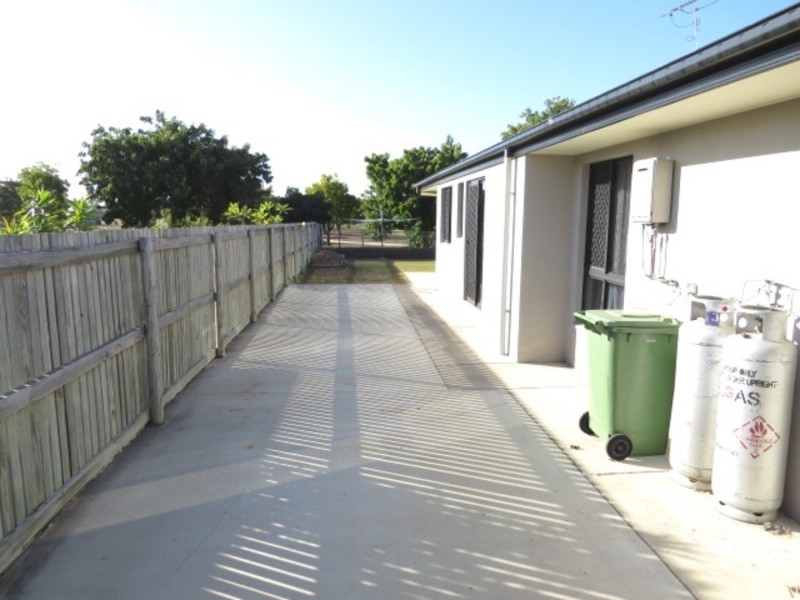 16 Lucinda Place, Bowen QLD 4805