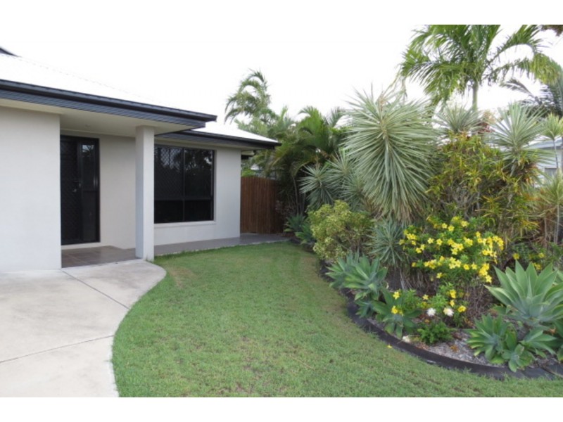 16 Lucinda Place, Bowen QLD 4805