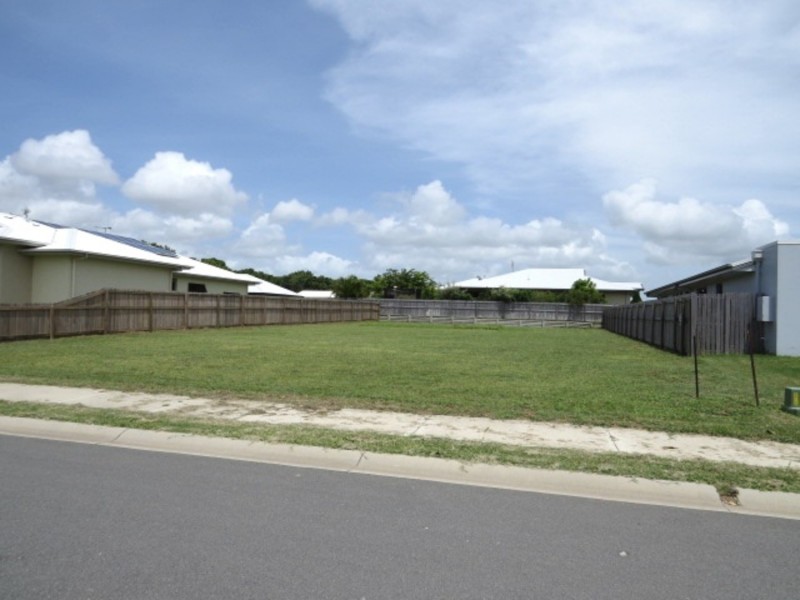 5 Ada Place, Bowen QLD 4805