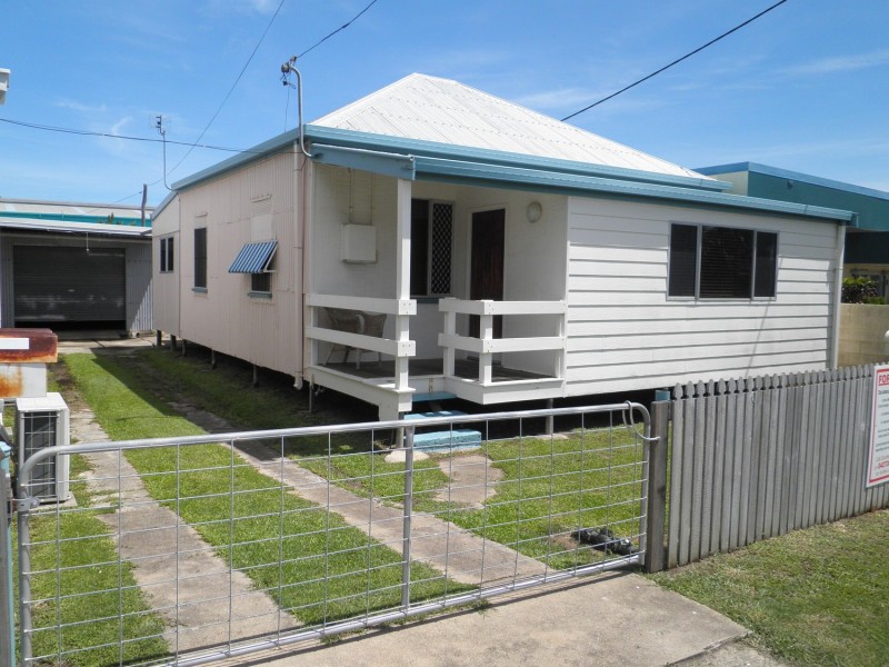 30 – 32 George Street, Bowen QLD 4805