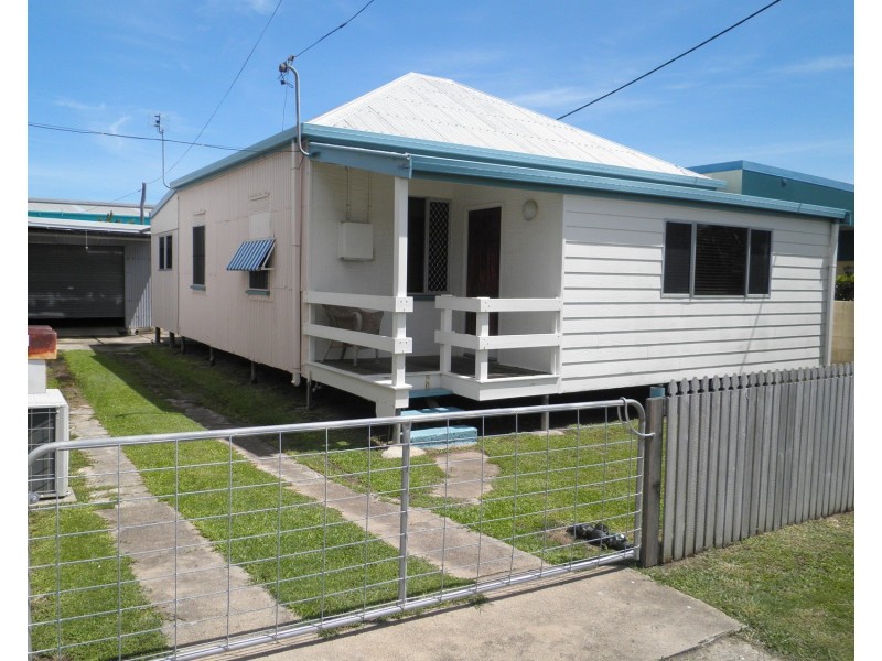 30 – 32 George Street, Bowen QLD 4805