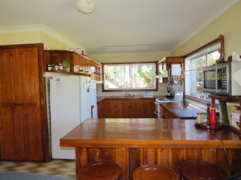 54 Avoca Road, Bowen QLD 4805