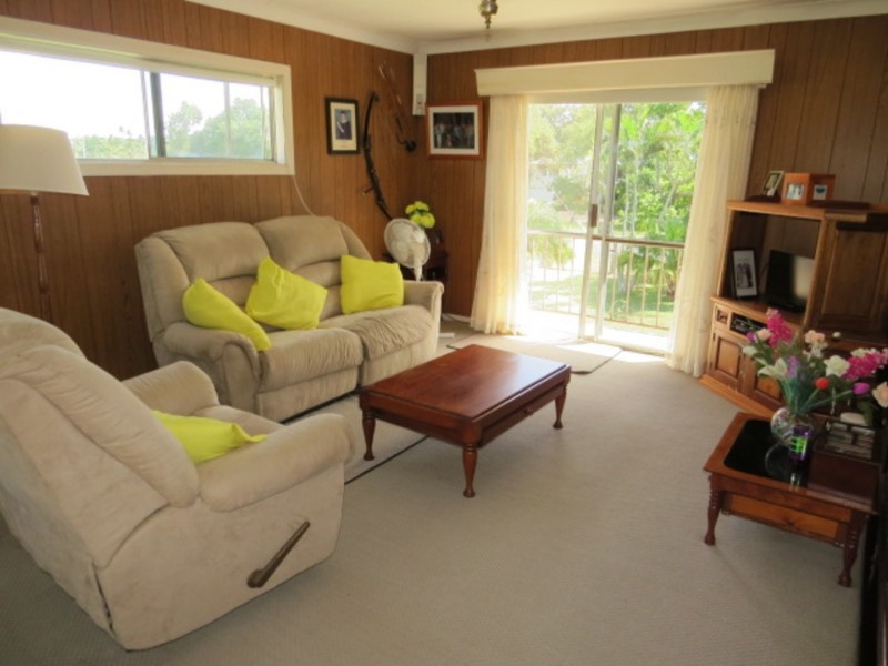 54 Avoca Road, Bowen QLD 4805