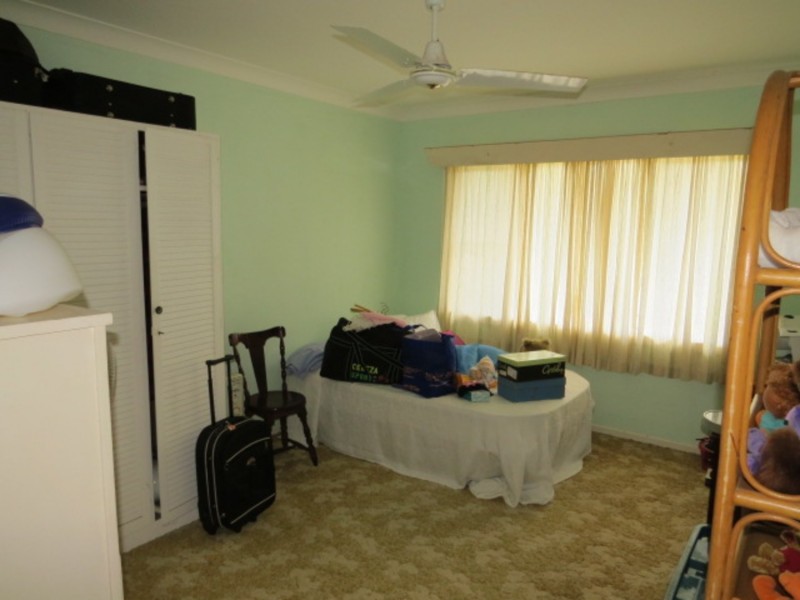 54 Avoca Road, Bowen QLD 4805