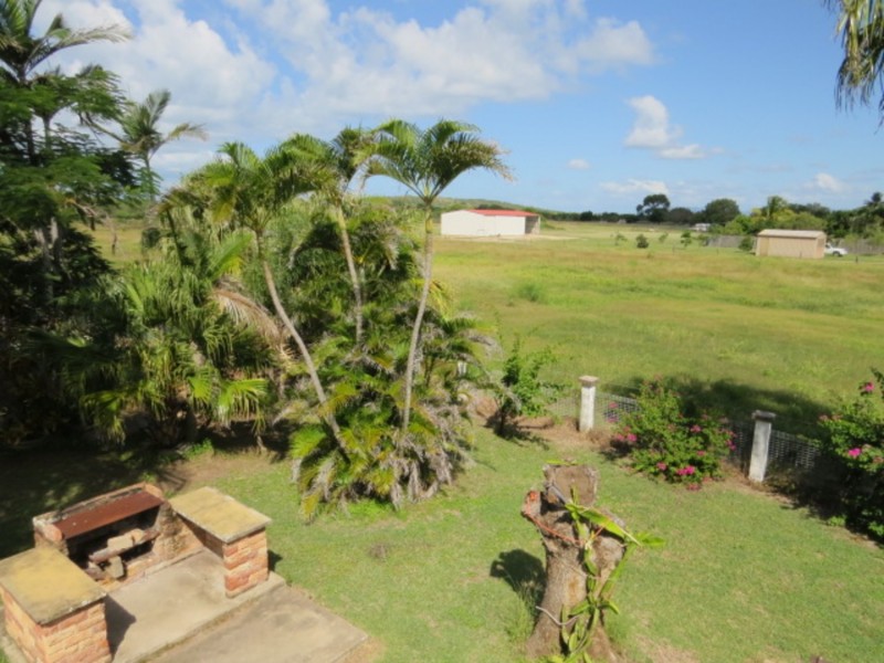 54 Avoca Road, Bowen QLD 4805