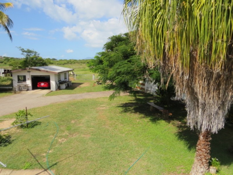 54 Avoca Road, Bowen QLD 4805