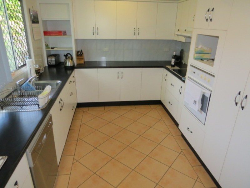 31 Coral Street, Bowen QLD 4805