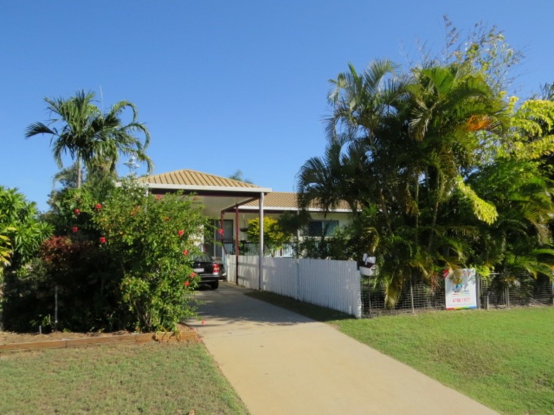 31 Coral Street, Bowen QLD 4805
