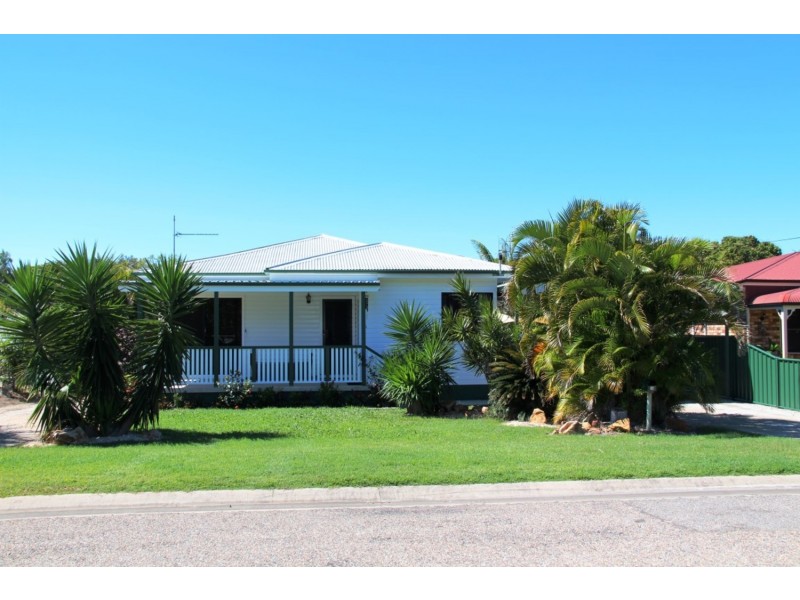 16 Field Street, Bowen QLD 4805
