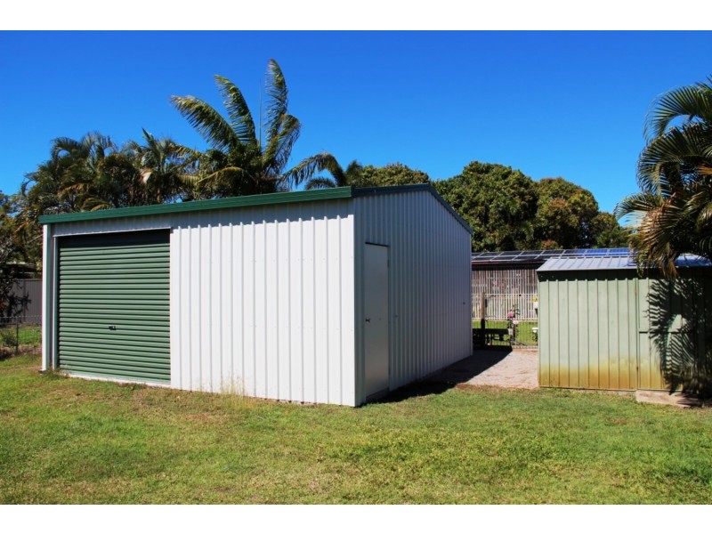 16 Field Street, Bowen QLD 4805