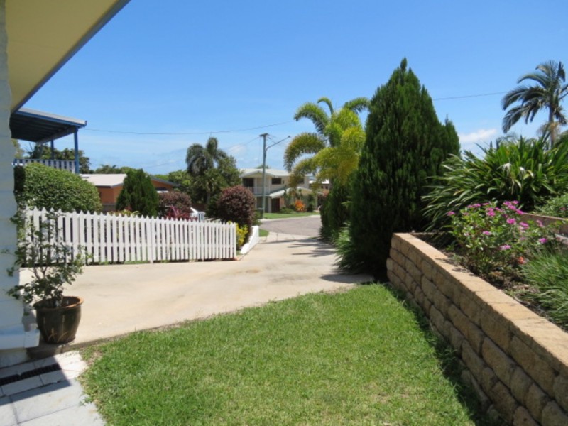 27 Banksia Street, Bowen QLD 4805