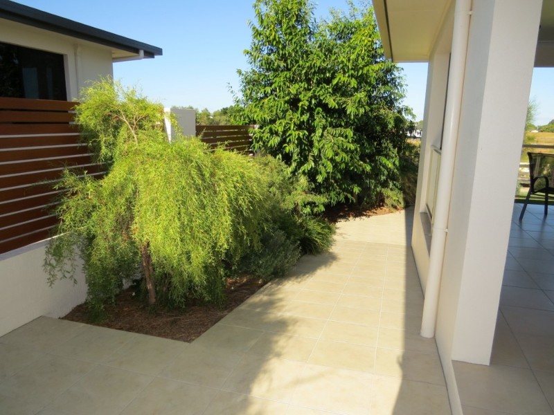 14 Silk Road, Bowen QLD 4805