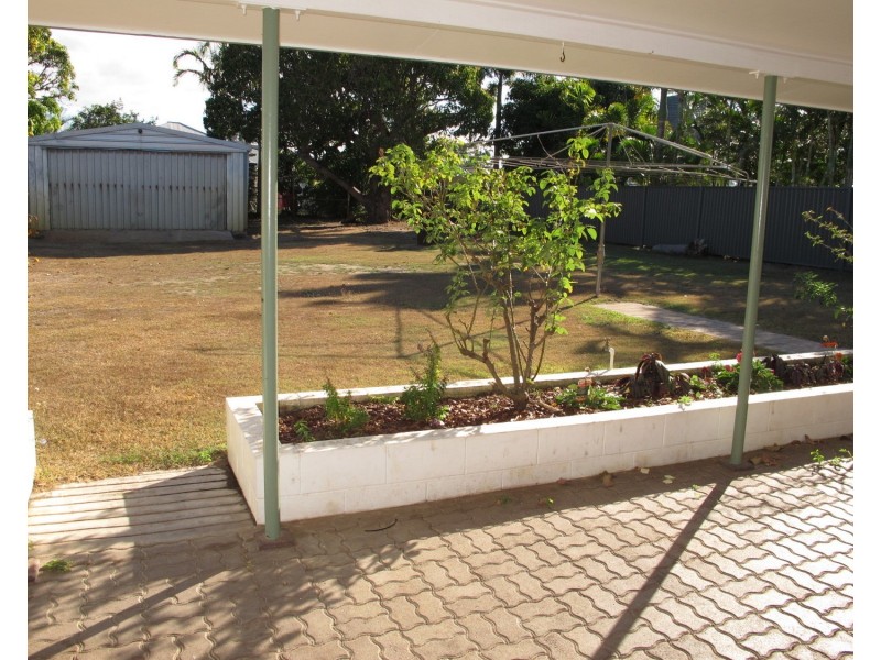 11 Golf Links Road, Bowen QLD 4805
