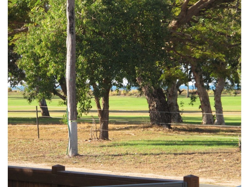 11 Golf Links Road, Bowen QLD 4805