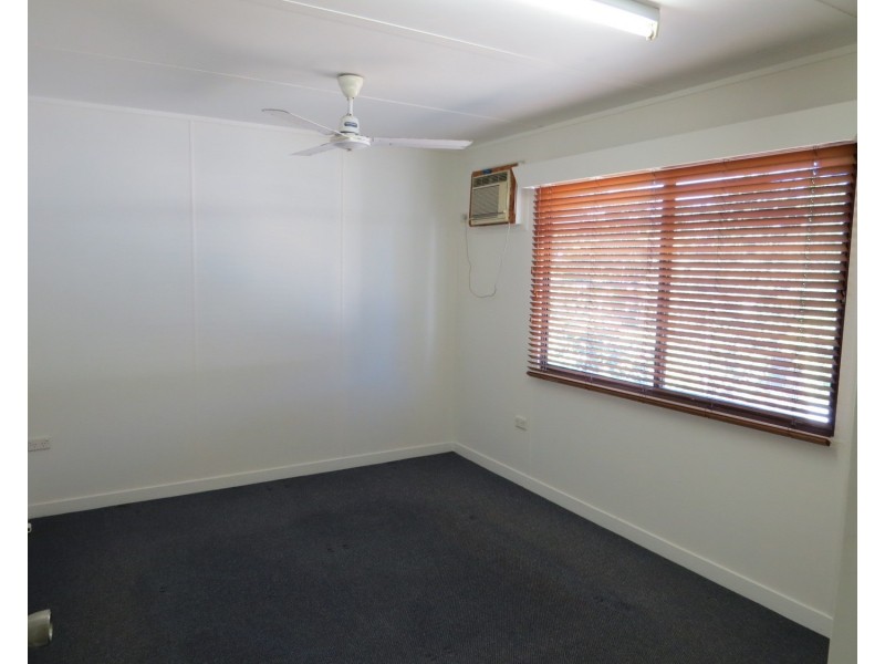 9 Banksia Street, Bowen QLD 4805