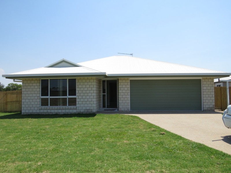 34 Lucinda Place, Bowen QLD 4805