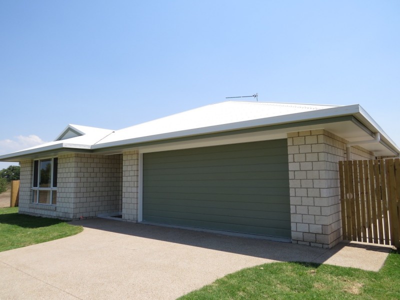34 Lucinda Place, Bowen QLD 4805