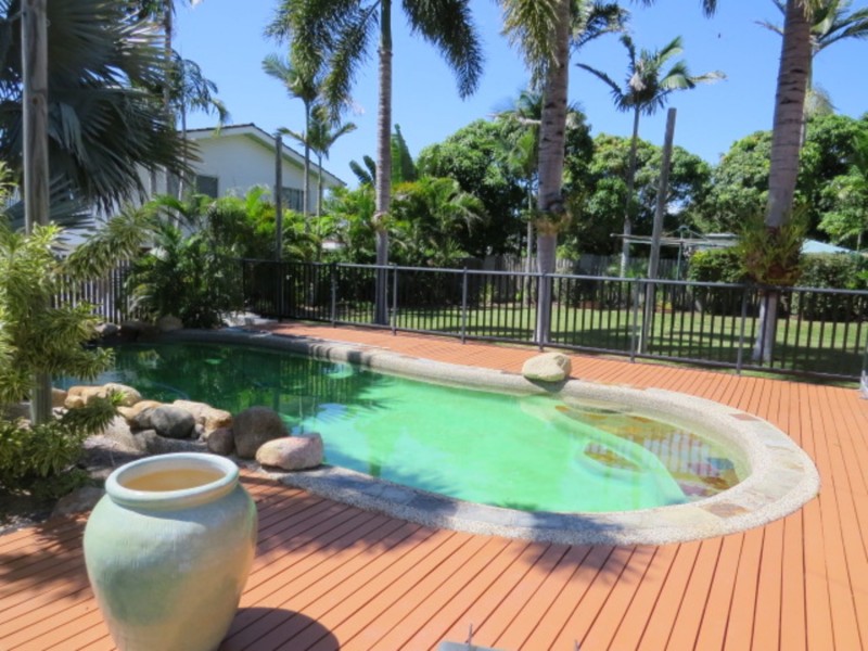 90 Gregory Street, Bowen QLD 4805