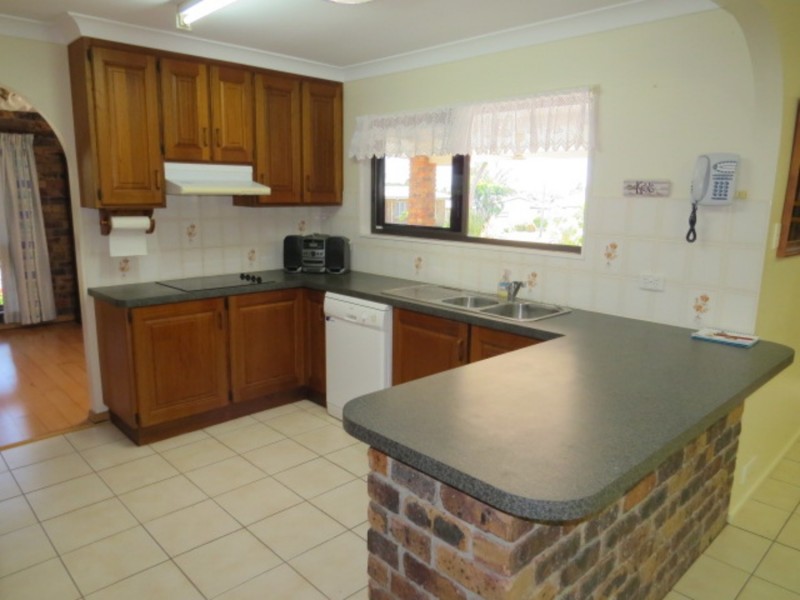 90 Gregory Street, Bowen QLD 4805