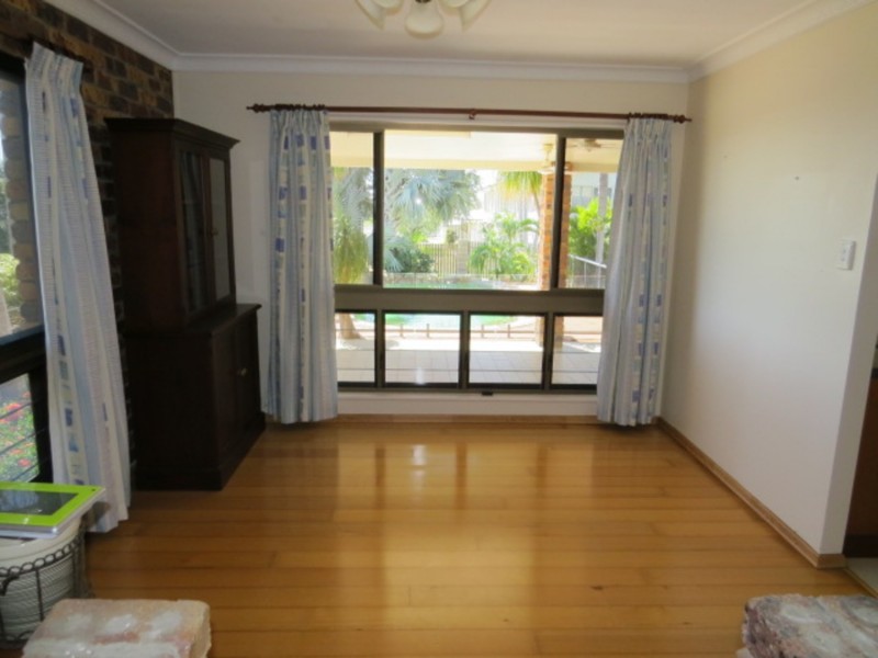 90 Gregory Street, Bowen QLD 4805